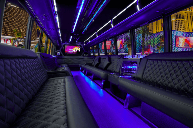 Luxury: 4fpl9uom_6u = Party Bus